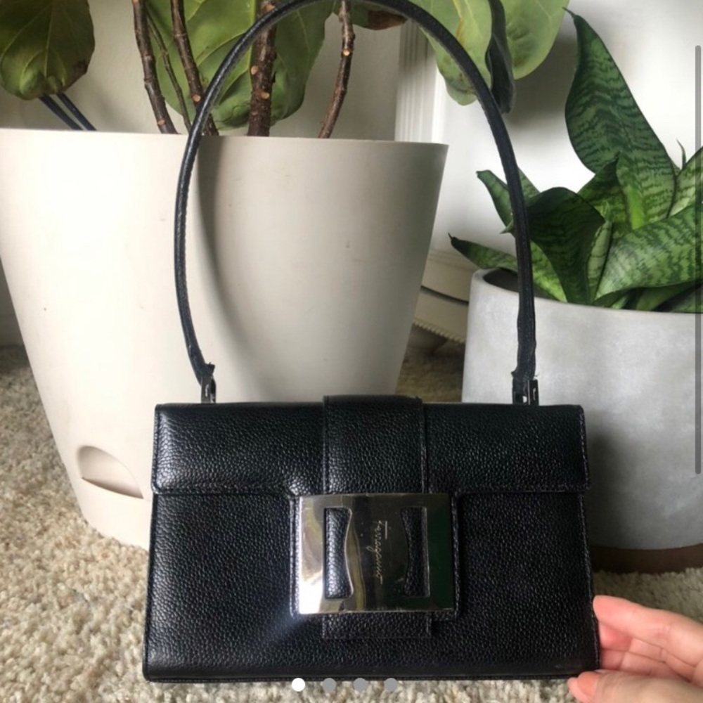 Vintage Pebbled leather 90’s box bag